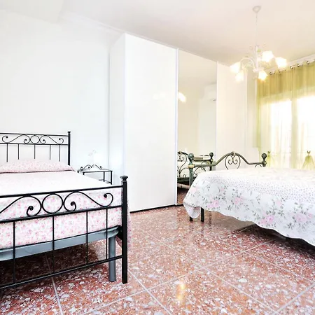 Apartment Il Bacio Holidayhouse Location For Jubilee 2024-2026 Rome